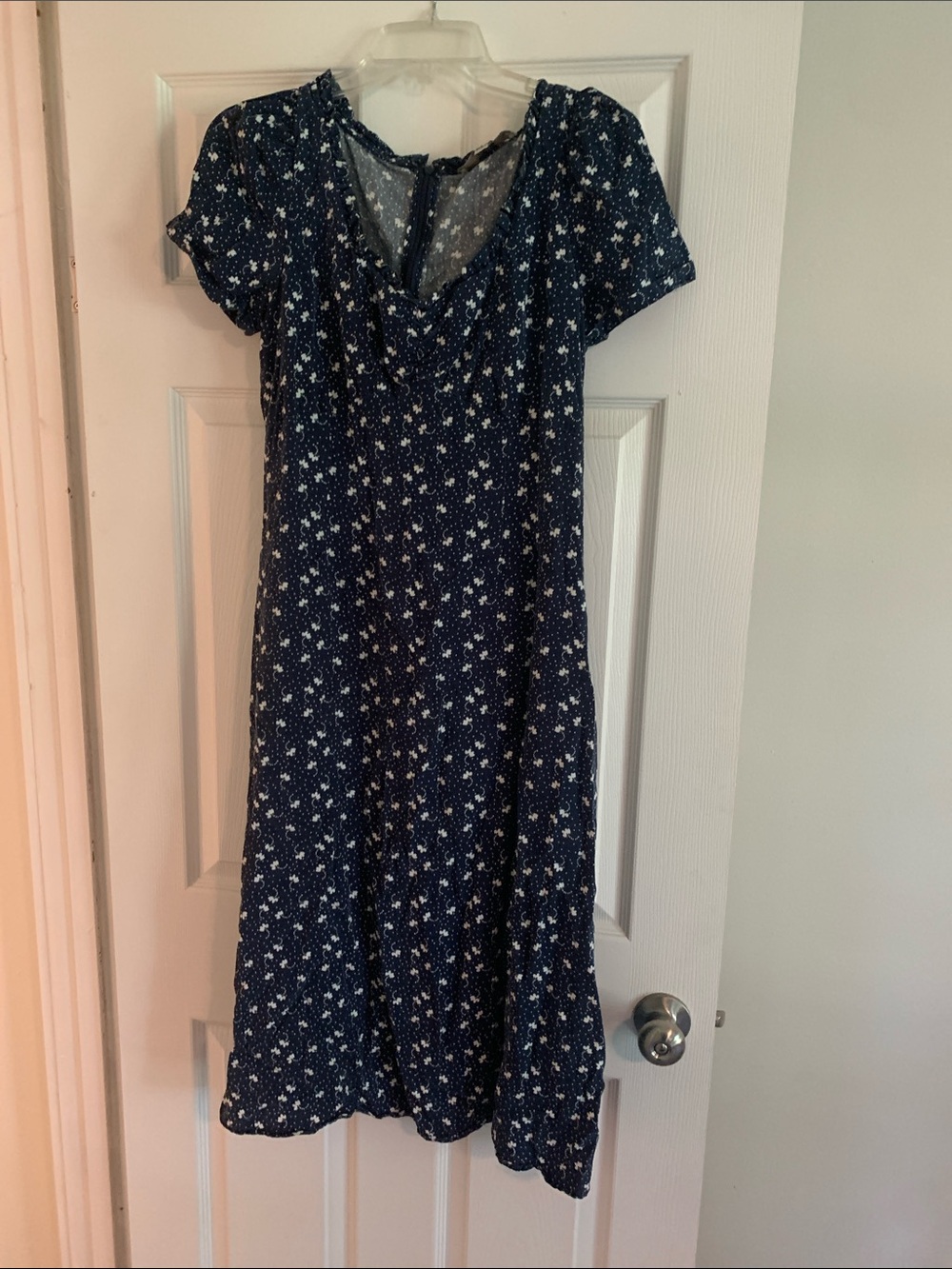 LOFT Navy and White Floral Short Sleeve Midi Dress